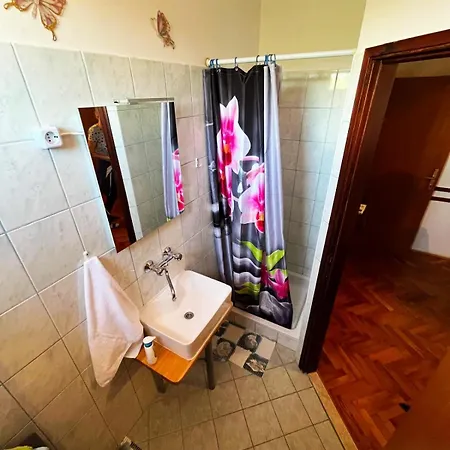 Ljubica 3*